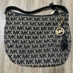 Michael Kors purse…Great shape